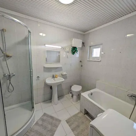 Lägenhet In - Balaton 54325 *